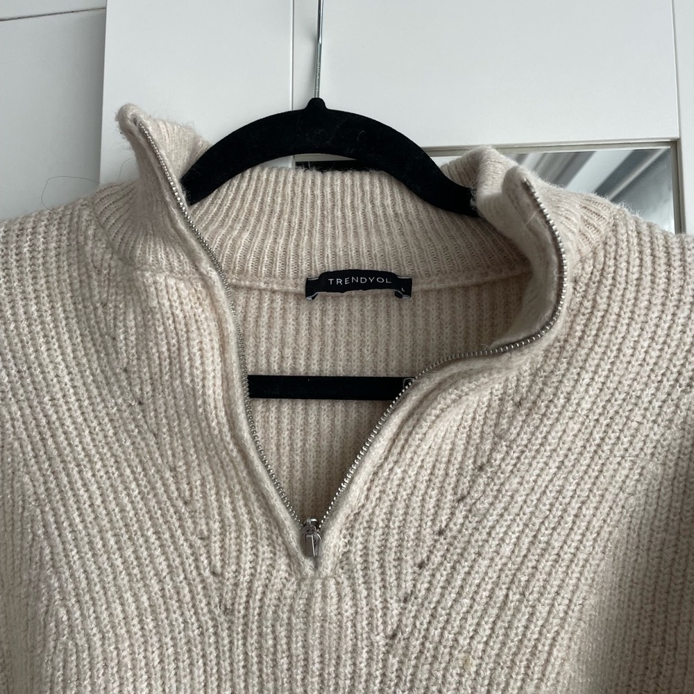 Cream Ribbed Sweater - Picture 2 of 4
